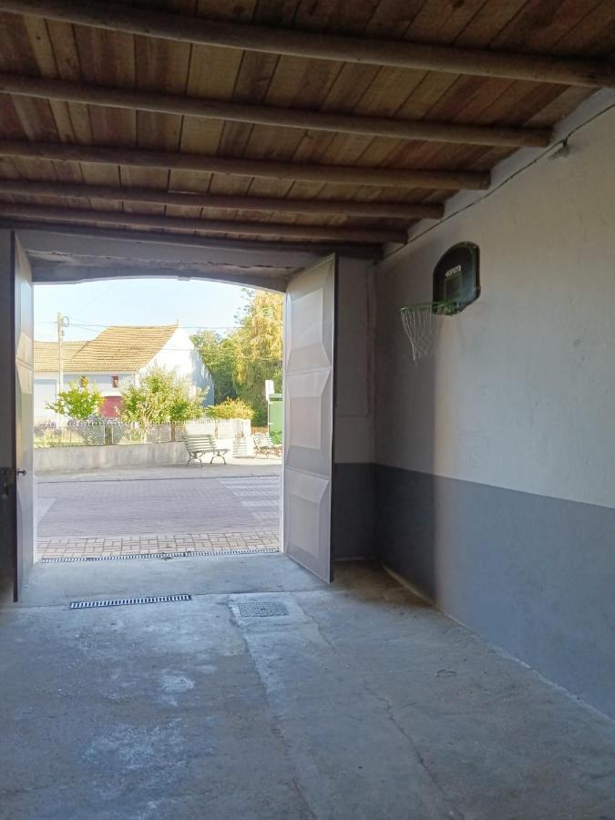 Casa Da Vovo Ceu - Casa De Campo Gandaresa - Country House, Entre Coimbra E Aveiro, A 15 Minutos Carro Praia Mira - Quintal Com Piscina Insuflavel Cantanhede Dış mekan fotoğraf